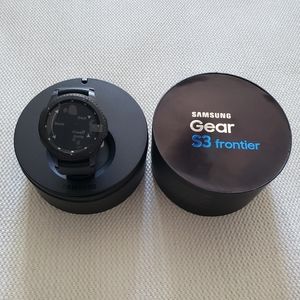 Samsung Gear S3 Frontier Bluetooth Smartwatch